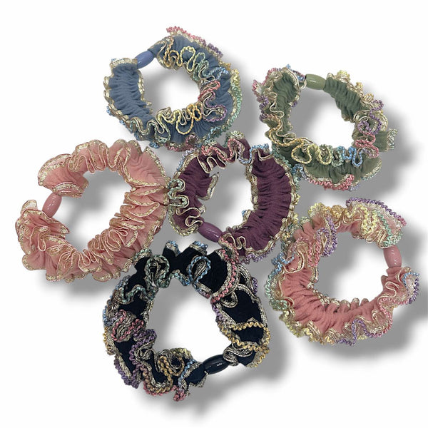 HAIRSTORY 2416 Rainbow Trim Ruffle Scrunchie
