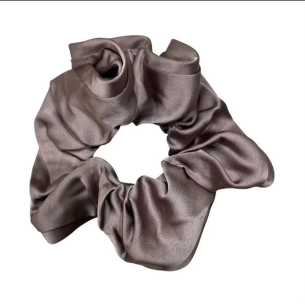 HAIRSTORY Large Satin Scrunchies Pony Tail
